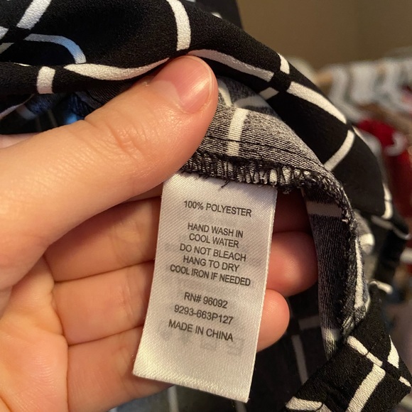 Dalia sleeveless blouse- M - Picture 4 of 6